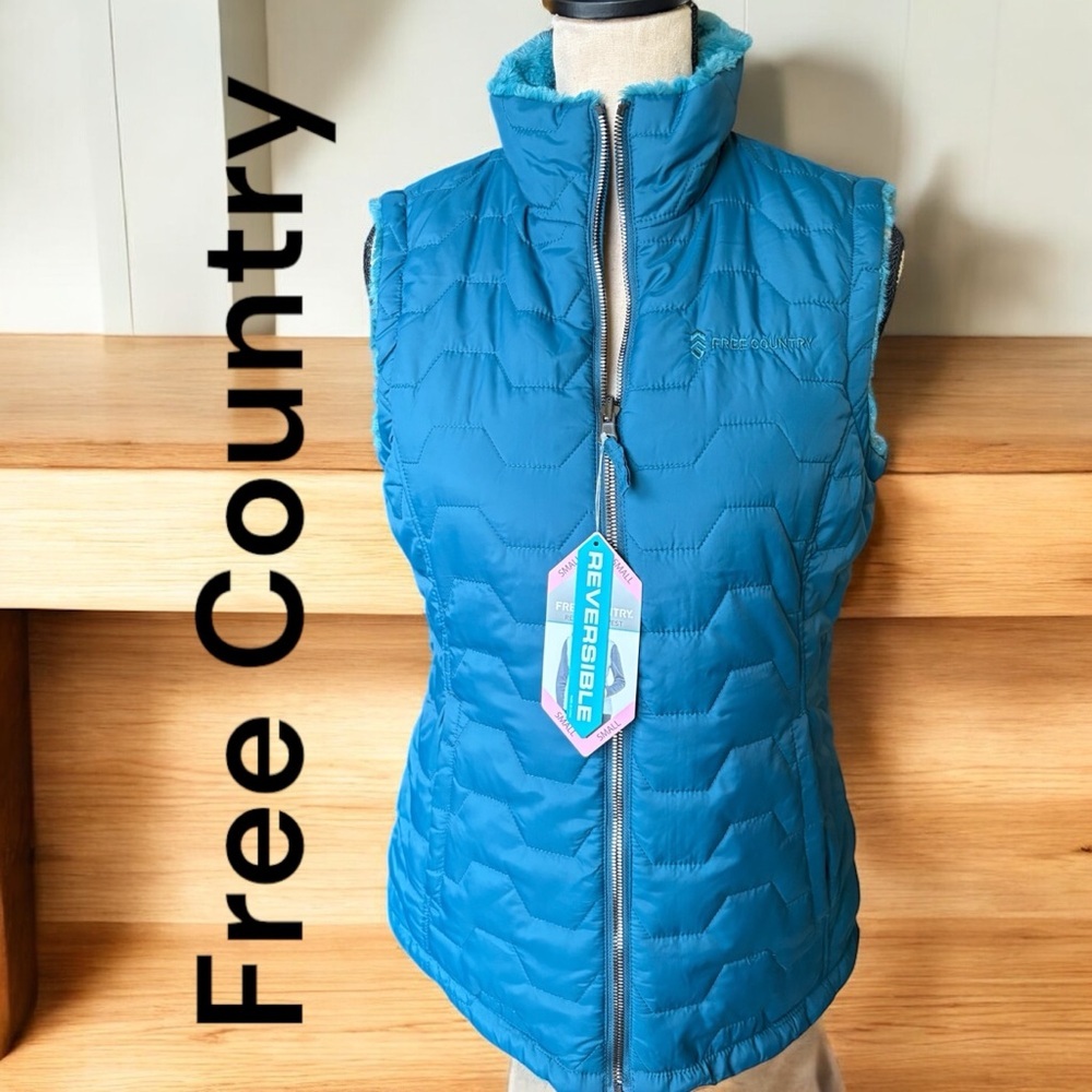 Free Country-NWT Small women’s reversible fullzip vest teal blue/green.2 pockets